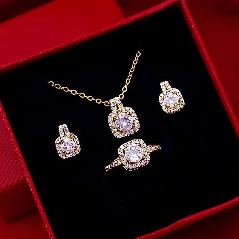 exquisite gold three-piece jewelry set